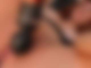 Mia Farrell's Live Sex Cam Show