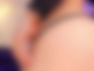 Mia Farrell's Live Sex Cam Show