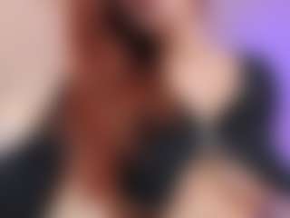 Live cam show with Mia Farrell - Average on studioflirtlive.com