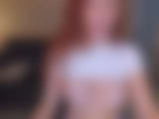 Live cam show with Mia Farrell - Red Hair on Camsoda
