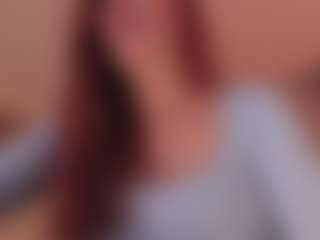 Mia Farrell's Live Sex Cam Show