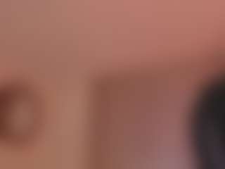 Mia Farrell's Live Sex Cam Show