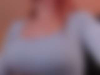 Mia Farrell's Live Sex Cam Show