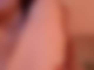 Mia Farrell's Live Sex Cam Show