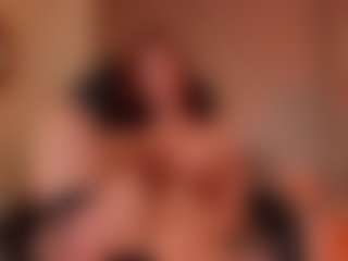 Mia Farrell's Live Sex Cam Show