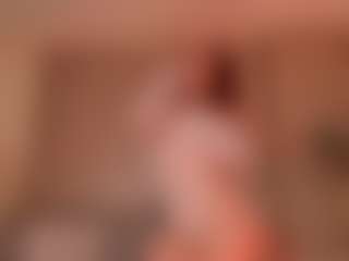 Live cam show with Mia Farrell - Camel Toe on SmokeAndPoke