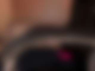 Live cam show with Mia Farrell - Flashing on TottyGirls