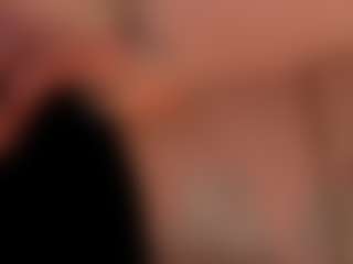 Live cam show with Mia Farrell - Red Hair on hotwifechat.live