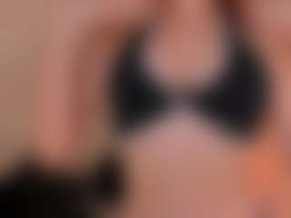 Mia Farrell's Live Sex Cam Show