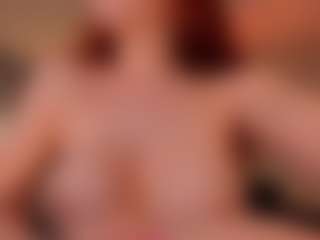 Mia Farrell's Live Sex Cam Show
