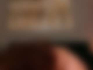 Mia Farrell's Live Sex Cam Show