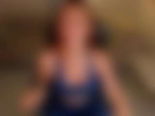 Mia Farrell's Live Sex Cam Show