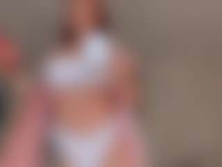 Live cam show with Mia Farrell - Camel Toe on madthumbs