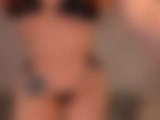 Mia Farrell's Live Sex Cam Show