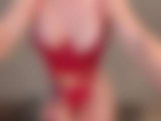 Mia Farrell's Live Sex Cam Show