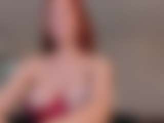 Mia Farrell's Live Sex Cam Show