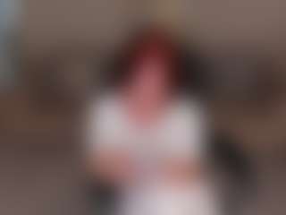 Live cam show with Mia Farrell - Tease Red Hair on Camsoda