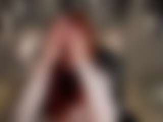 Live cam show with Mia Farrell - Red Hair on Gym Cam Girls