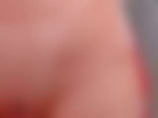 Mia Farrell's Live Sex Cam Show