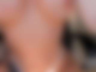 Mia Farrell's Live Sex Cam Show