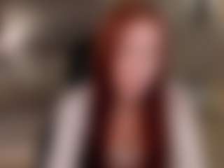 Mia Farrell's Live Sex Cam Show