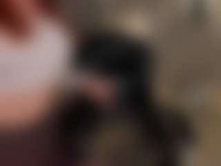 Mia Farrell's Live Sex Cam Show