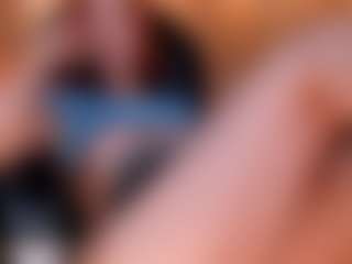 Mia Farrell's Live Sex Cam Show