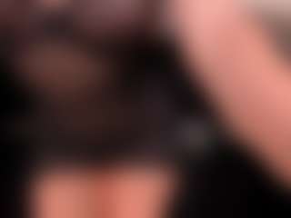 Mia Farrell's Live Sex Cam Show