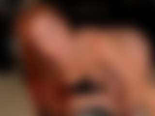Mia Farrell's Live Sex Cam Show