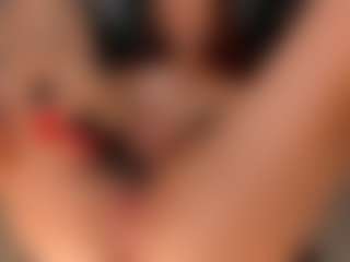 Mia Farrell's Live Sex Cam Show