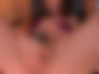 Mia Farrell's Live Sex Cam Show