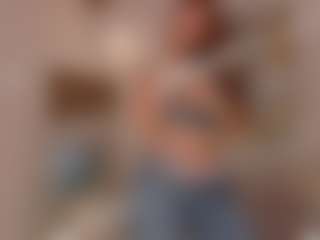 Mia Farrell's Live Sex Cam Show