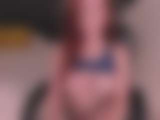 Live cam show with Mia Farrell - Average on crypto-cams