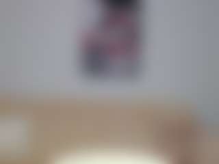 Live cam show with Sara - Longhair on Camsoda
