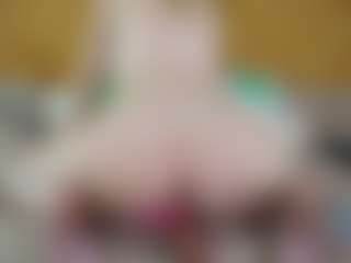 Annemanifique's Live Sex Cam Show