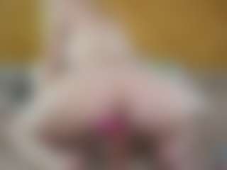 Annemanifique's Live Sex Cam Show