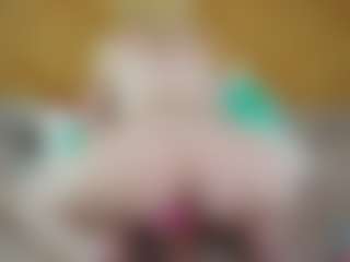 Annemanifique's Live Sex Cam Show