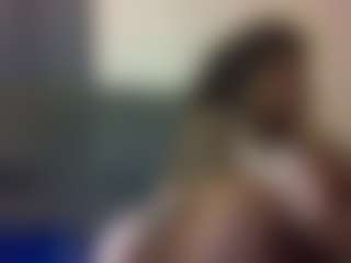 Spettacolo in cam dal vivo con GingeyMadamThaDon - Pornstar HD su Camsoda