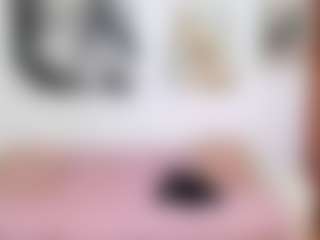 Kate MILF webcam performer live streaming