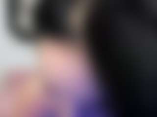 Live cam show with Kate - Public MILF on Camming Site