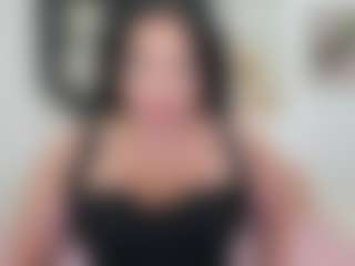 Live cam show with Kate - Thick on Camsoda