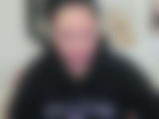 Live cam show with Kate - Middle Aged on Strip Flash - Live Sex Shows