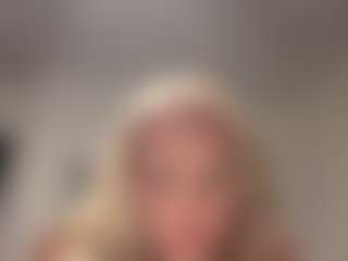 mschristywave's Live Sex Cam Show