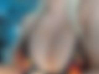adrianna777's Live Sex Cam Show