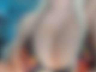 adrianna777's Live Sex Cam Show