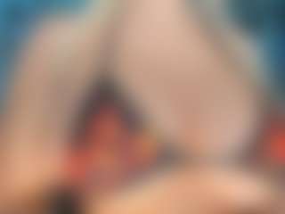 adrianna777's Live Sex Cam Show