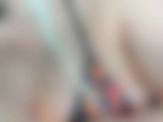 adrianna777's Live Sex Cam Show