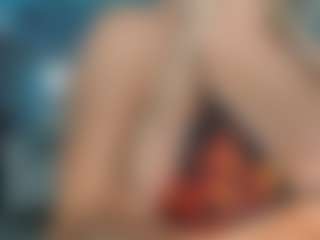 adrianna777's Live Sex Cam Show