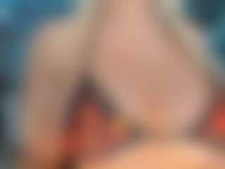 adrianna777's Live Sex Cam Show
