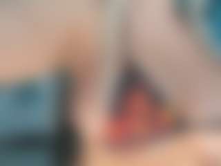 adrianna777's Live Sex Cam Show